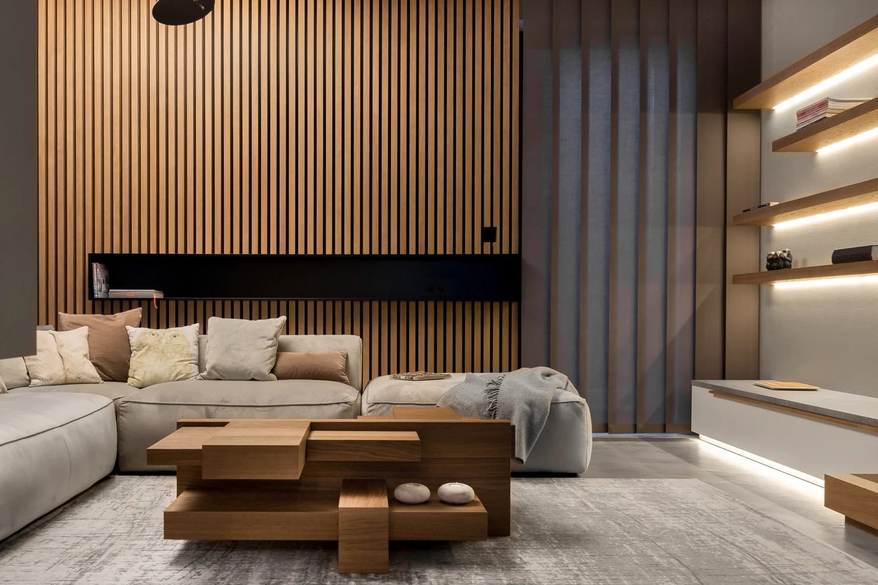 Slatted-wood wall — living