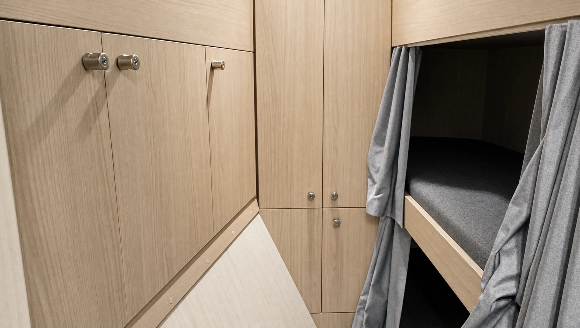 Cabin cabinetry