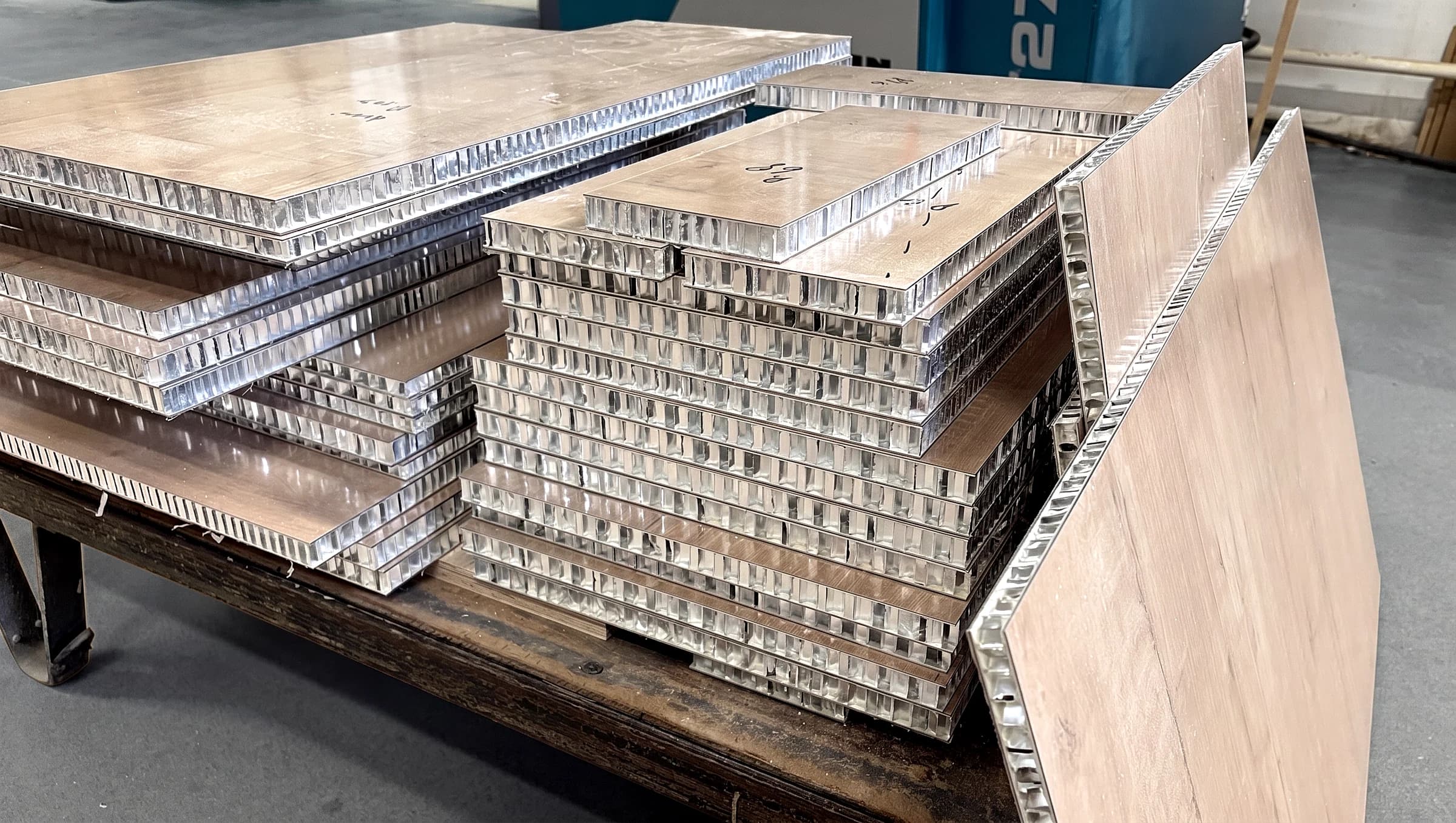 Aluminium honeycomb-core panels · WOMEB facility · Gdynia / Rumia