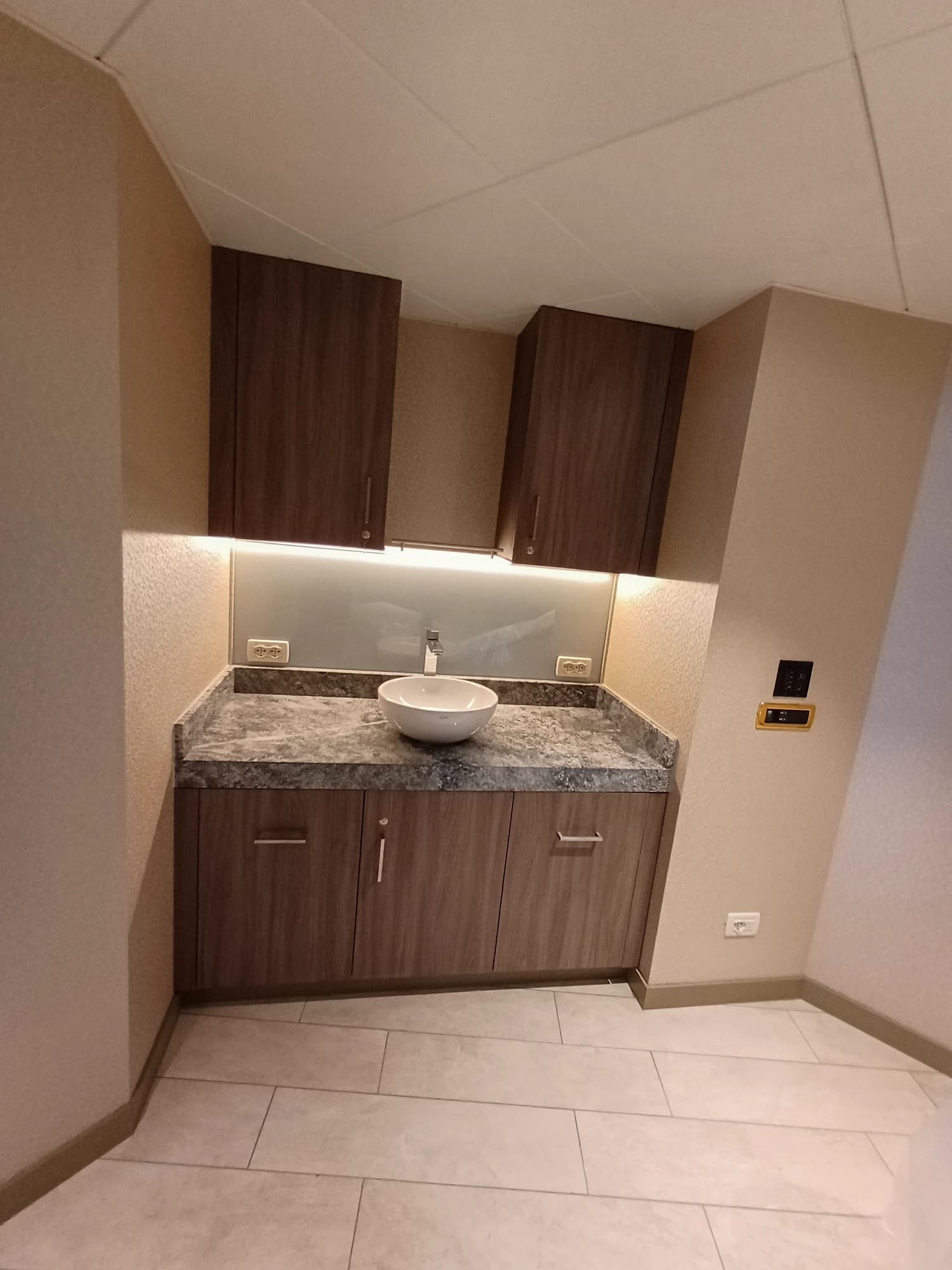 Spa vanity — cabinet