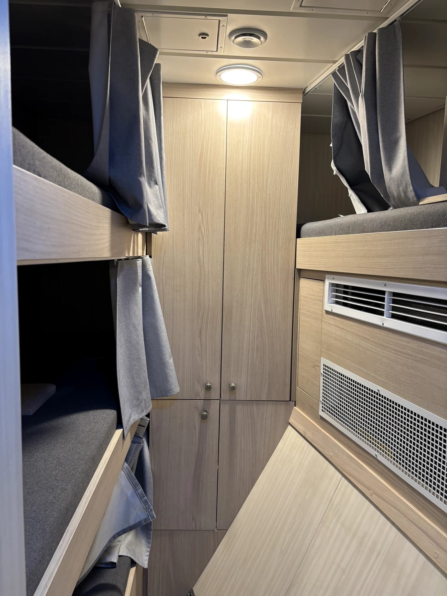 Crew berth — bunk & vent
